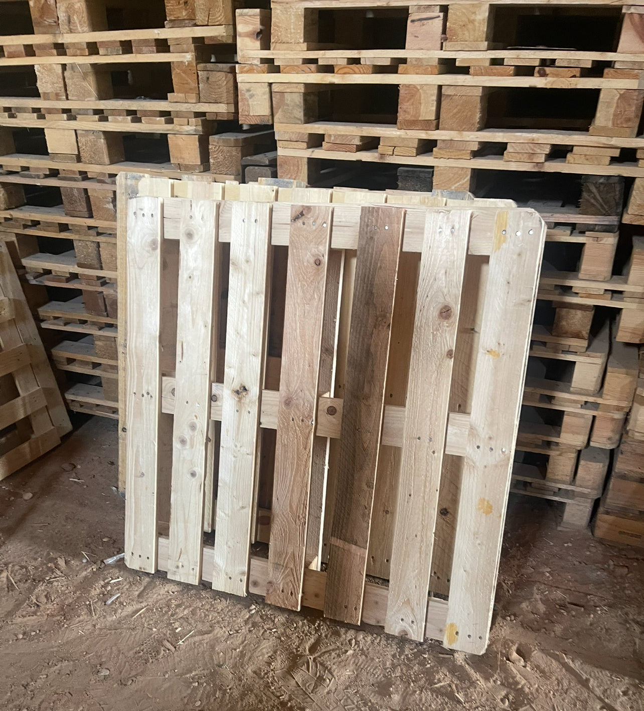 100cmx100cm wooden pallets